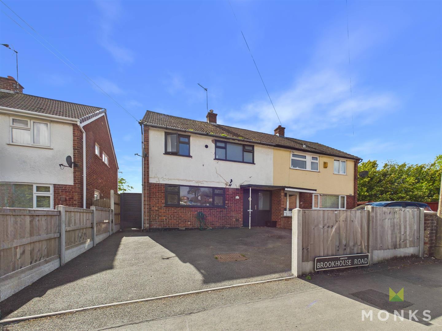47 Brookhouse Road, Oswestry, SY11 2JW For Sale